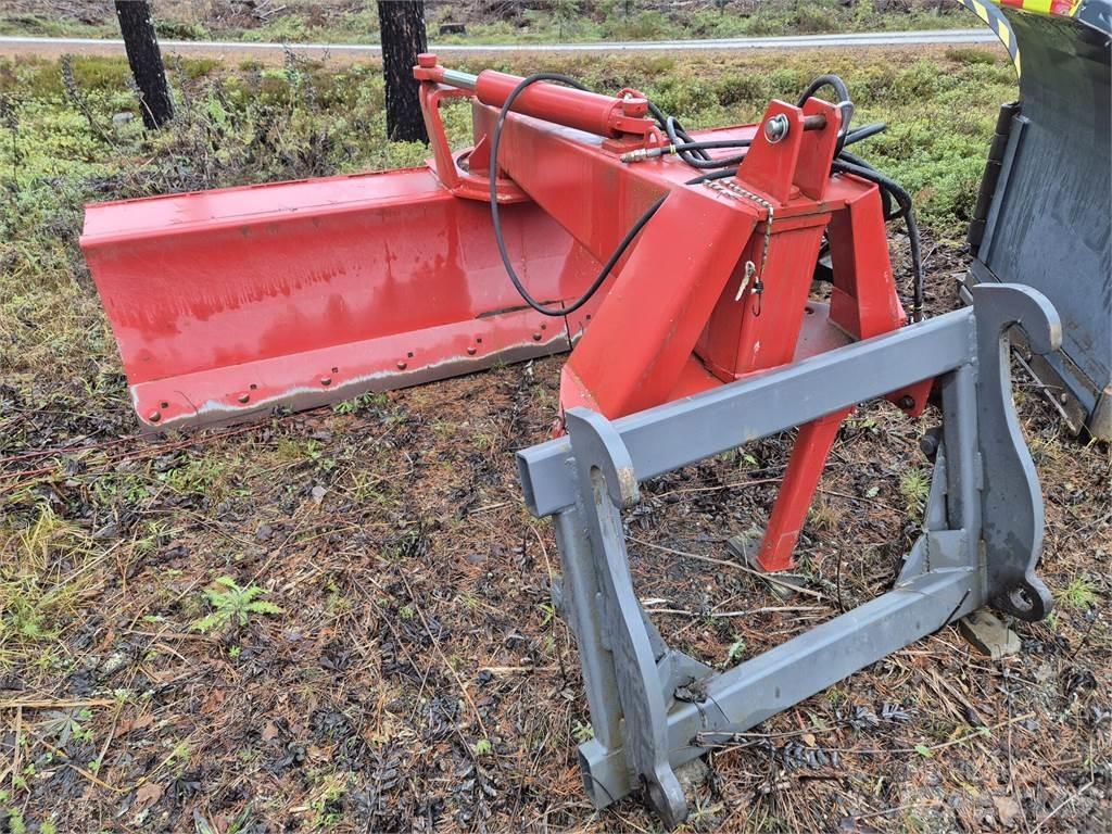  Traktorin takalana Vägsladdar