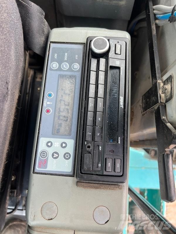 Kobelco SK 235 SR LC Bandgrävare