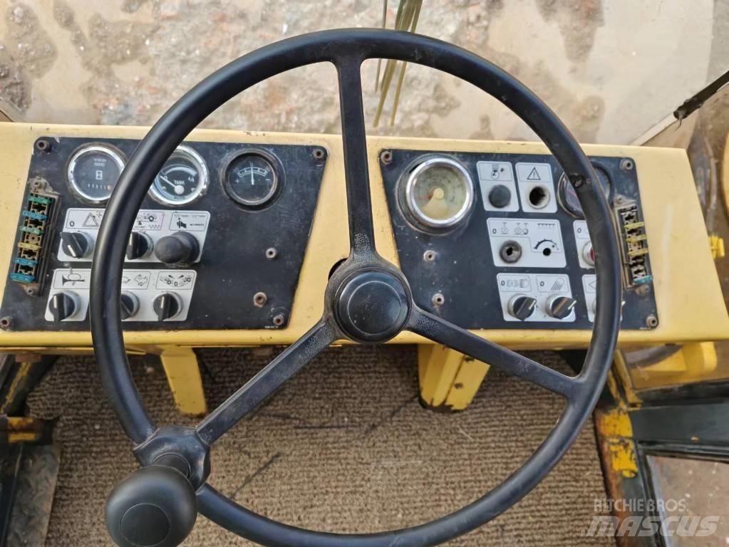 Bomag BW 217 Envalsvältar