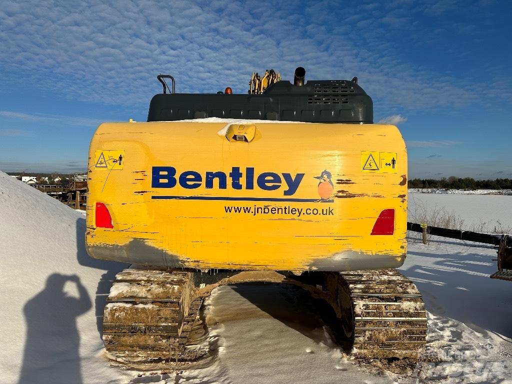 Komatsu PC 210 LC-11 Bandgrävare