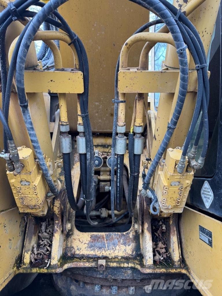 CAT 321 C LCR Bandgrävare