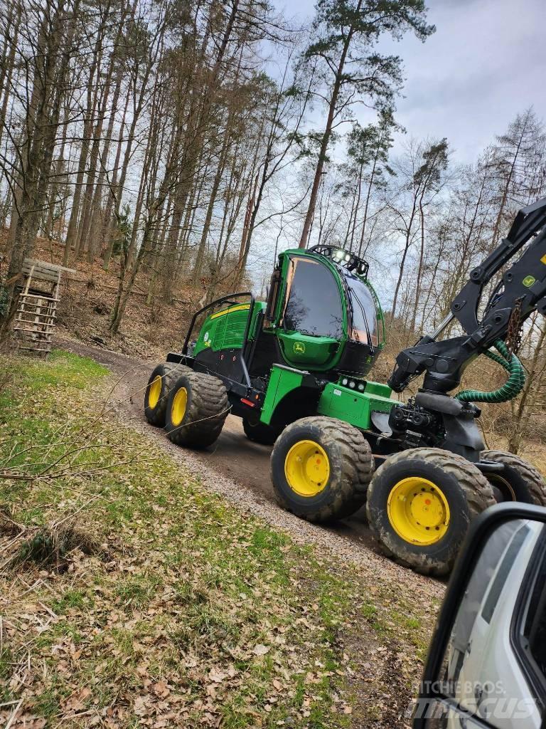 John Deere 1270 G Skördare