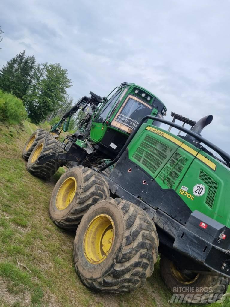 John Deere 1270 G Skördare