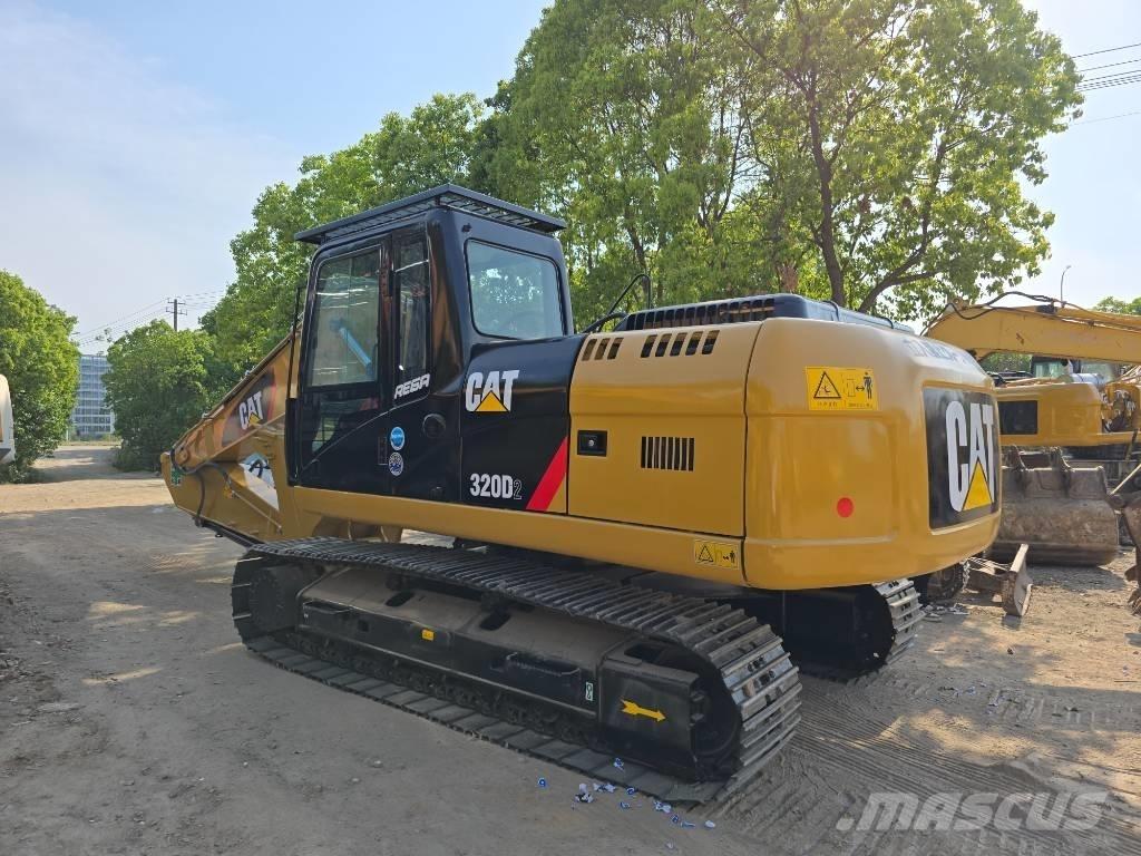 CAT 320D2 Bandgrävare
