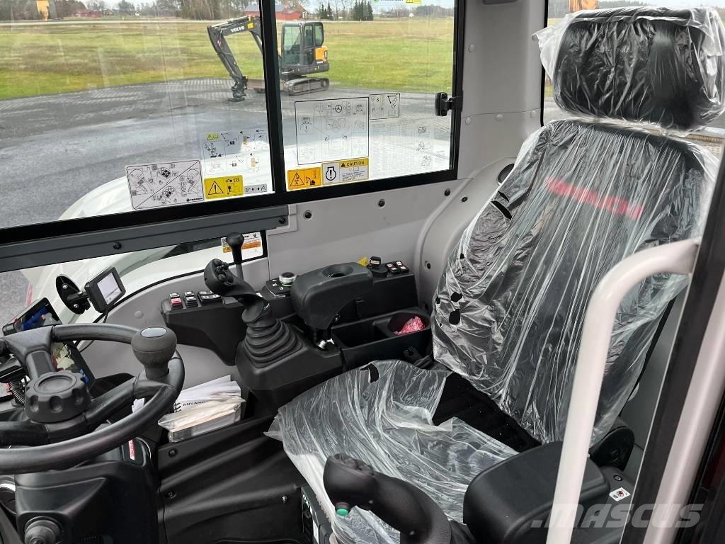 Takeuchi TB 395 W Hjulgrävare