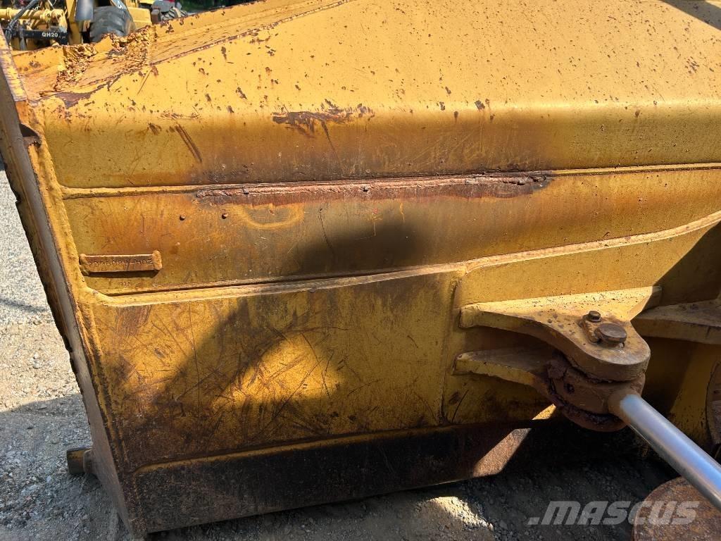 CAT D 5 N XL Bandschaktare