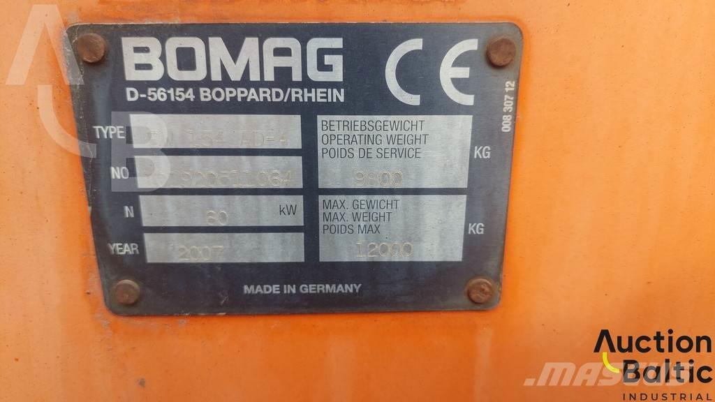 Bomag BW 154 AD-4 Andra vältar