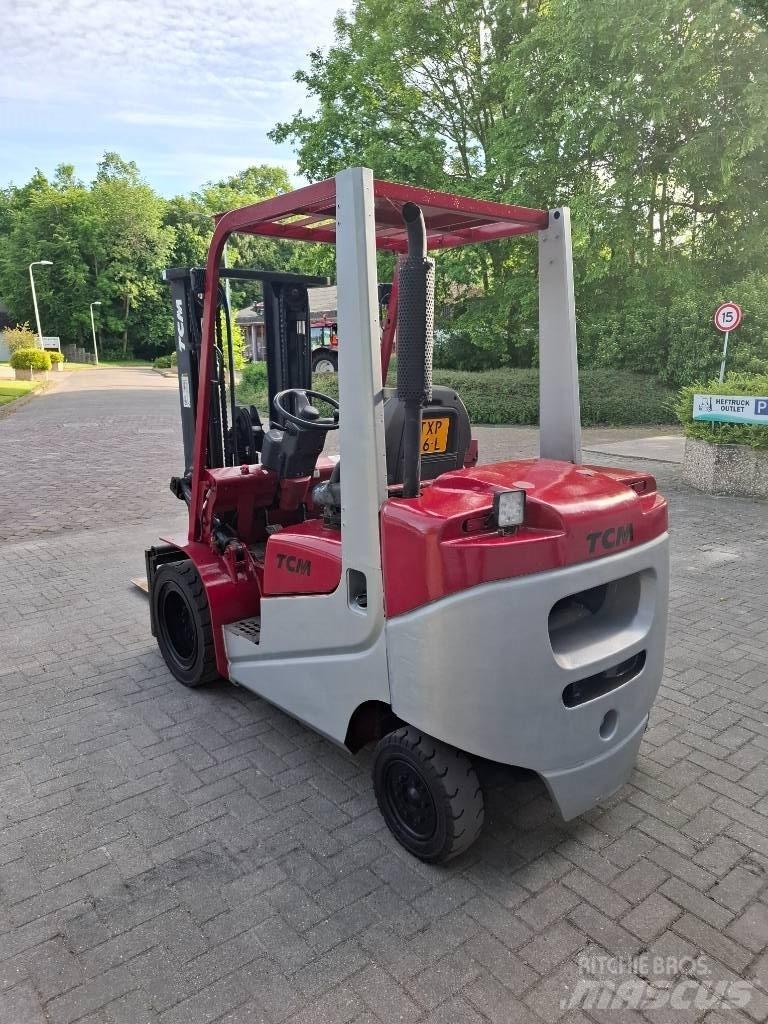 TCM FA30D-J Heftruck Dieselmotviktstruckar