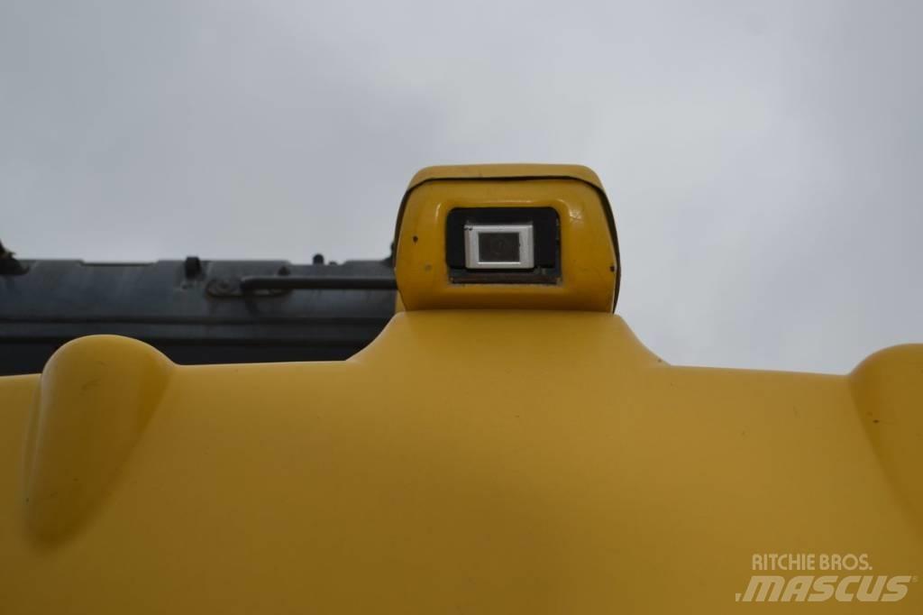Komatsu PC 138 US-10 Bandgrävare