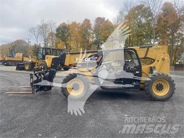 CAT TL642D Teleskoplastare