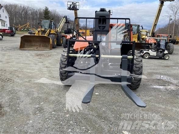 JLG 742 Teleskoplastare