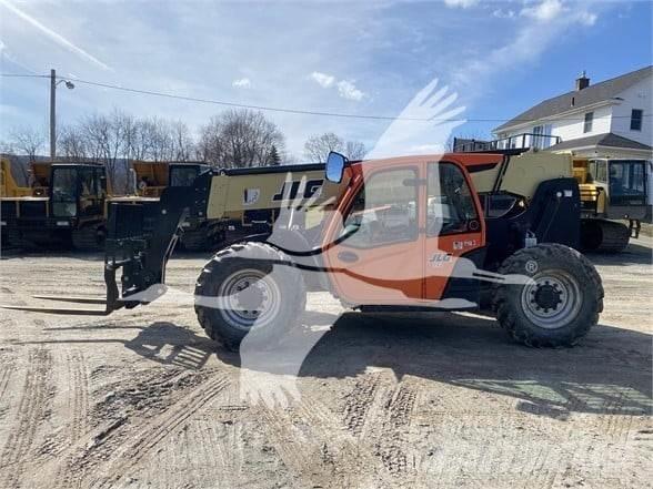JLG 742 Teleskoplastare