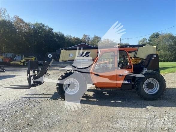JLG 943 Teleskoplastare