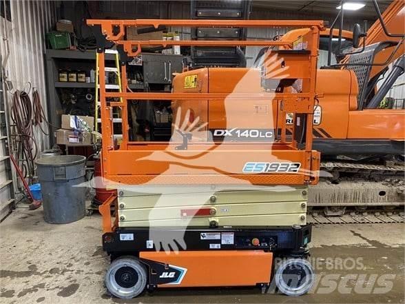JLG ES1932 Saxliftar