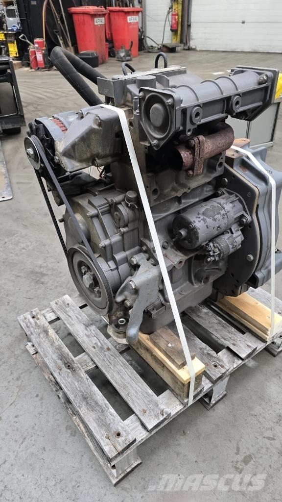Deutz F2M1011 Motorer