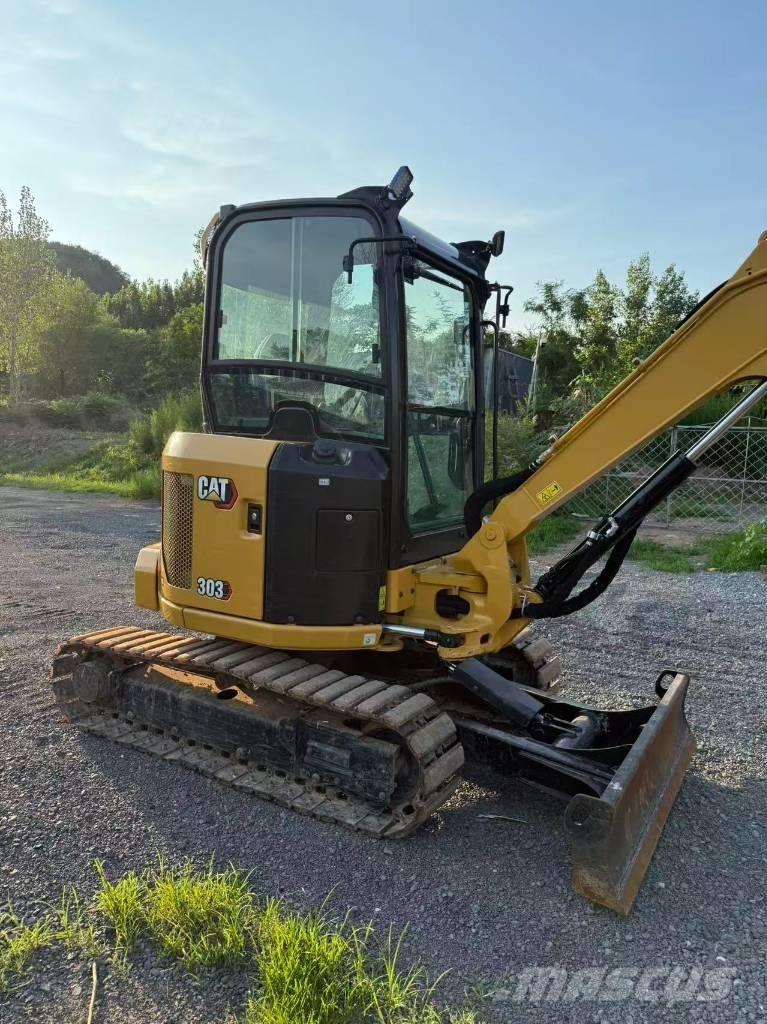 CAT 303 CR Minigrävare < 7t