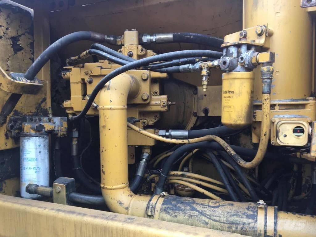 CAT 325B Bandgrävare