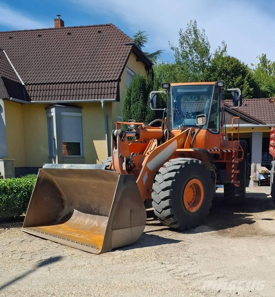 Doosan DL 350 Grävlastare