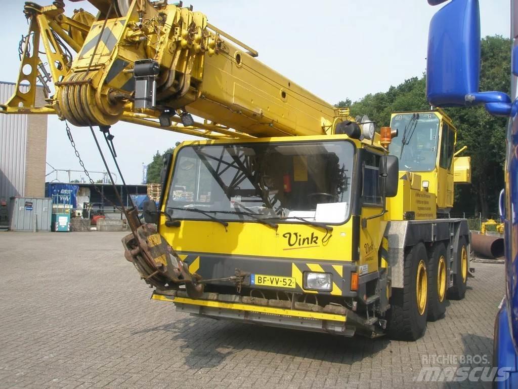 Liebherr LTM1040 Allterrängkranar