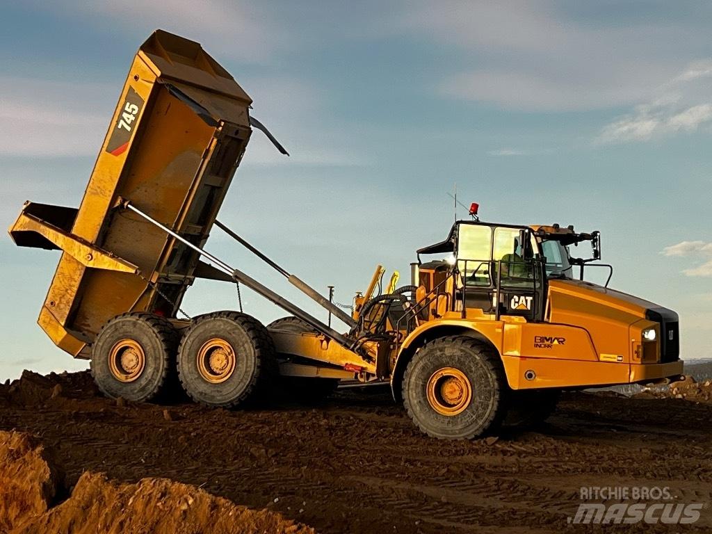 CAT 745 Midjestyrd dumper
