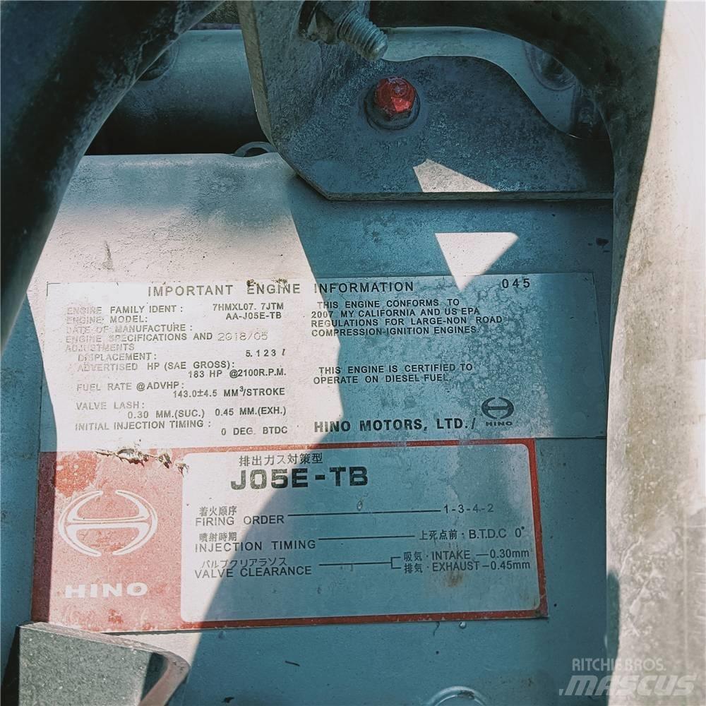 Kobelco SK260D Bandgrävare