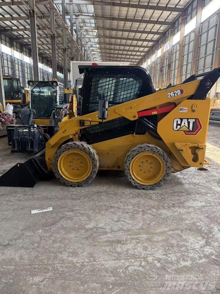 CAT 262 D Kompaktlastare