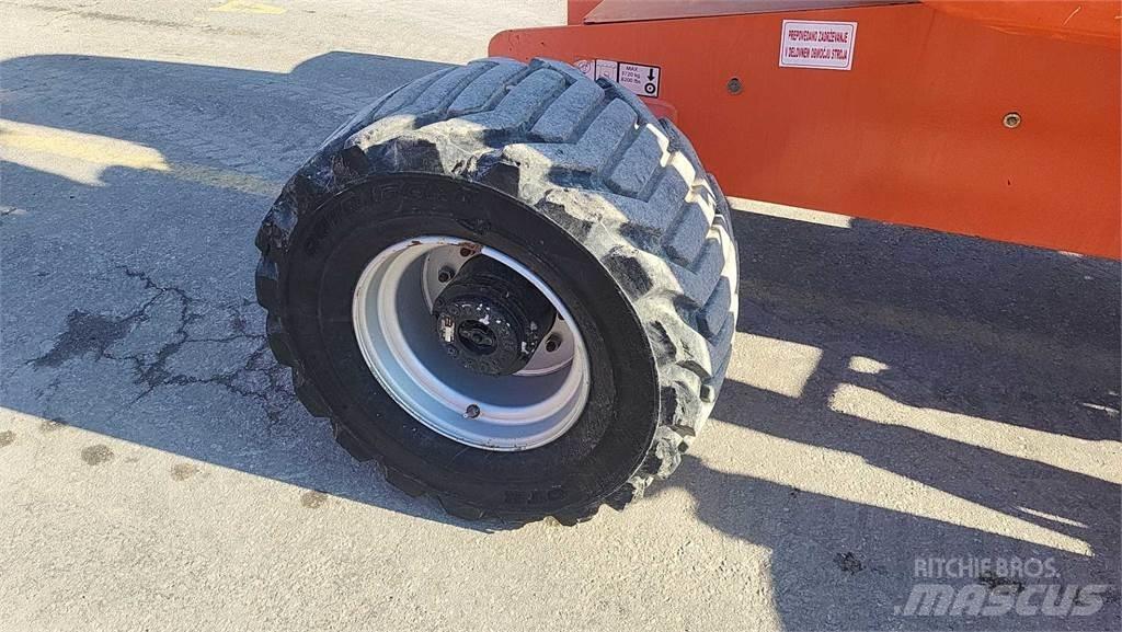 JLG 510AJ Bomliftar