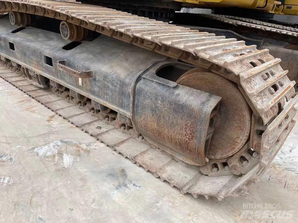 CAT 329 D Bandgrävare