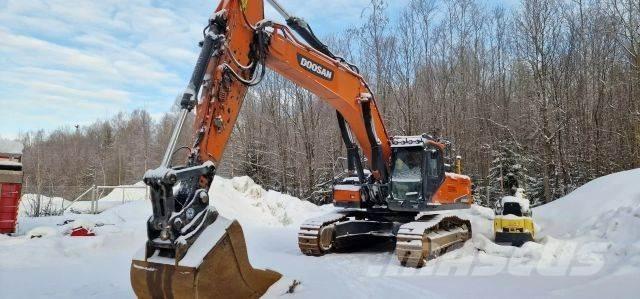 Doosan DX 380 LC-5 Bandgrävare