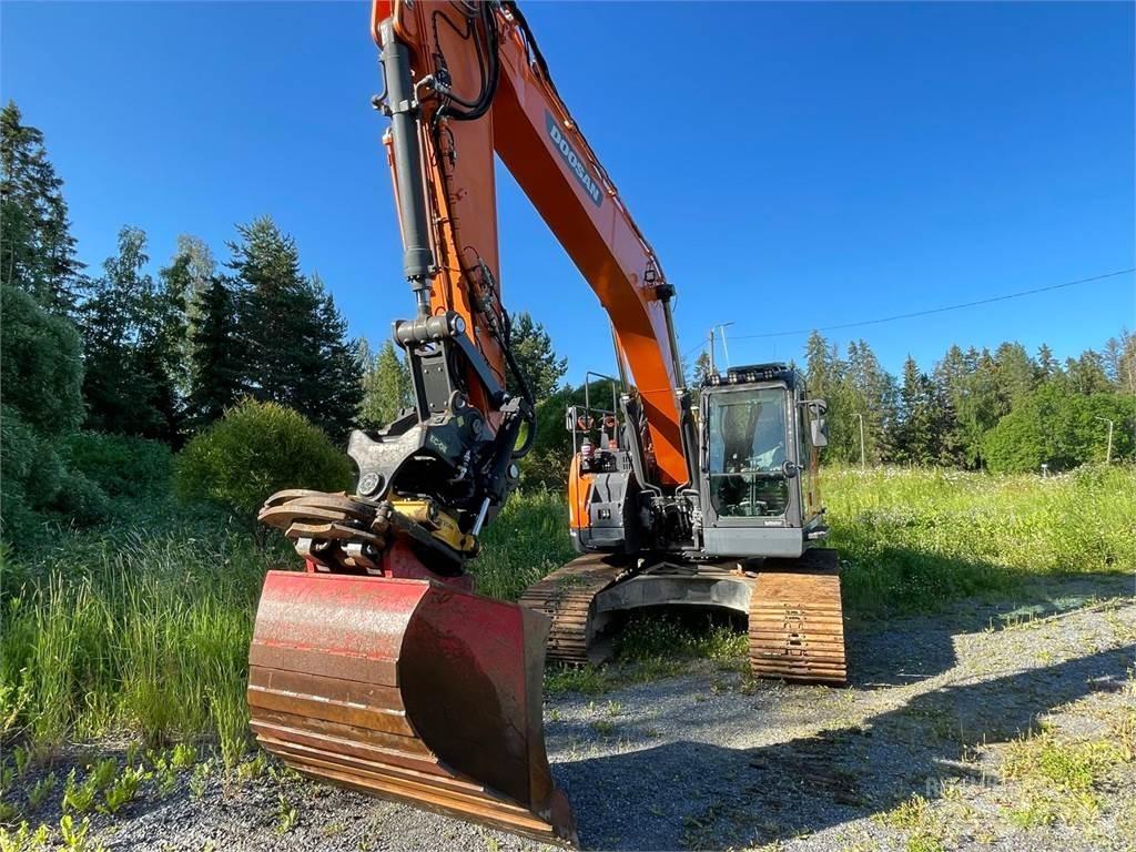 Doosan DX235 LRC Bandgrävare