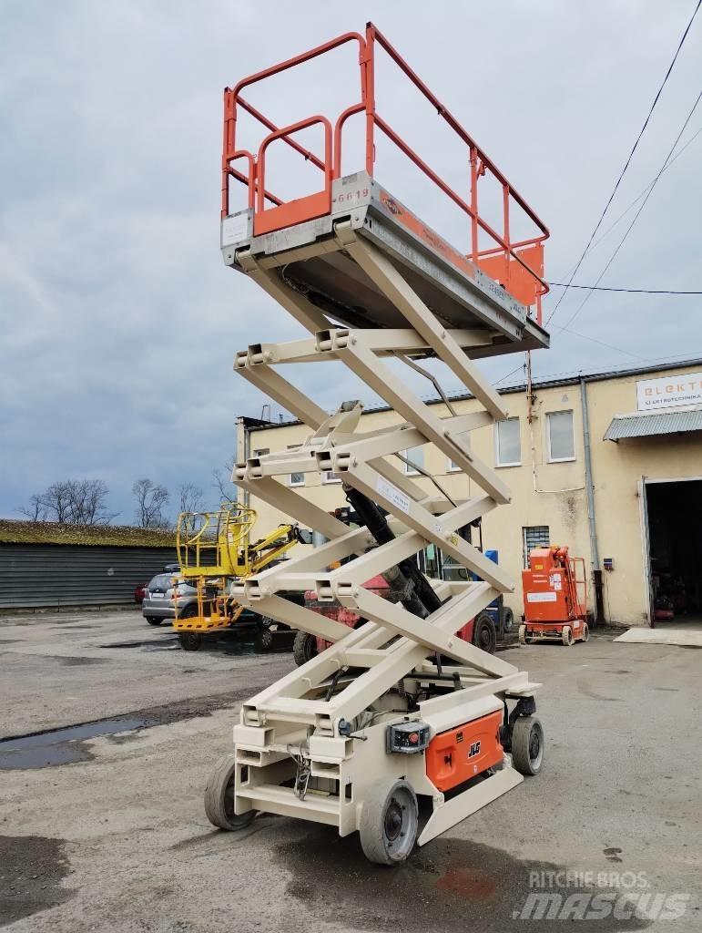 JLG 3246 ES Saxliftar