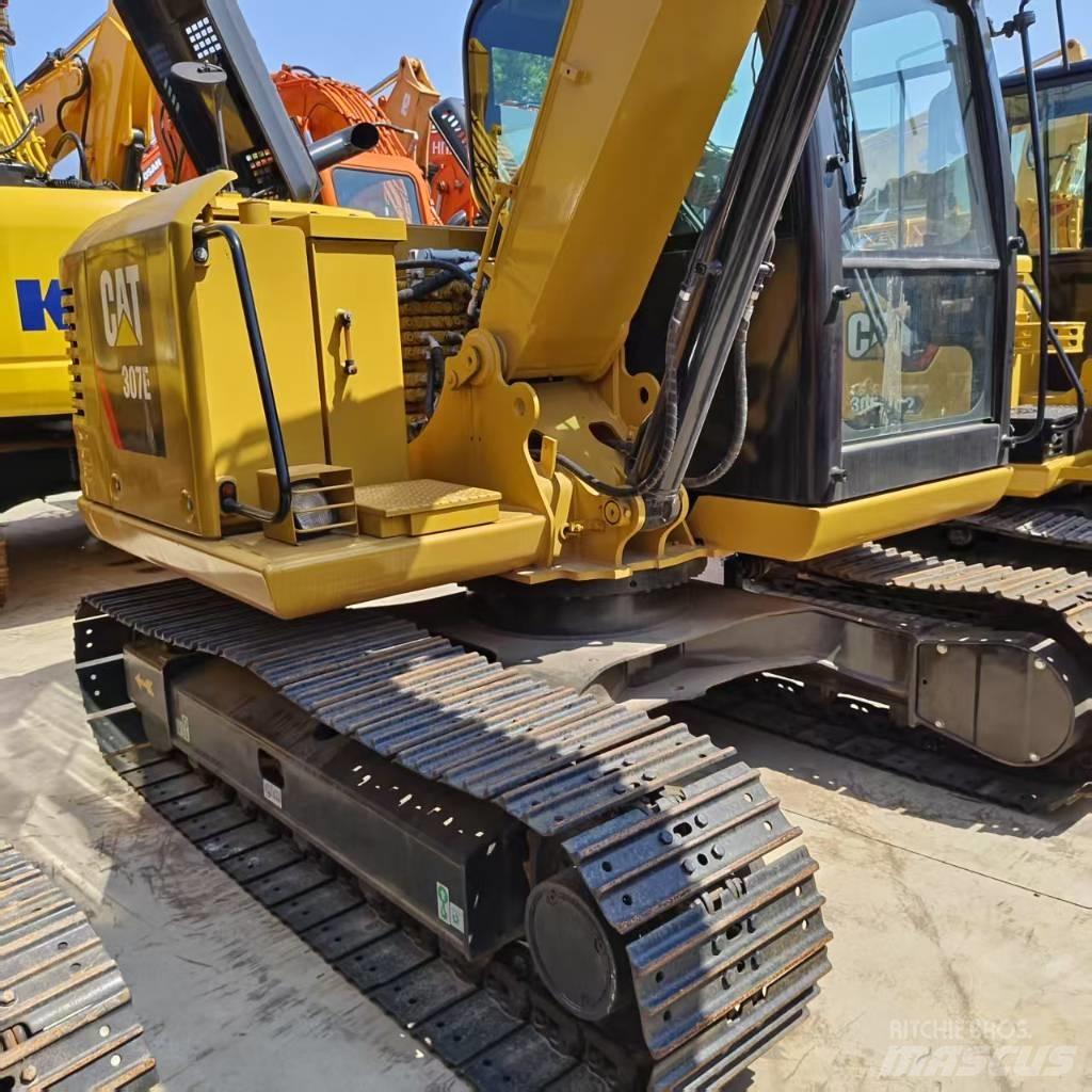 CAT 307 E Bandgrävare