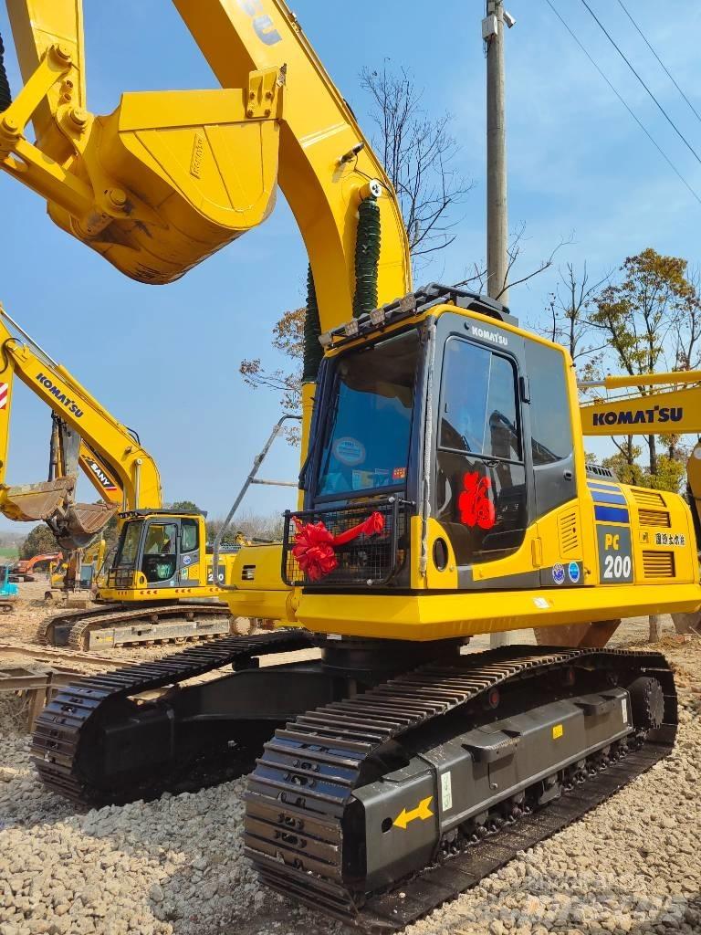Komatsu PC 200 Bandgrävare