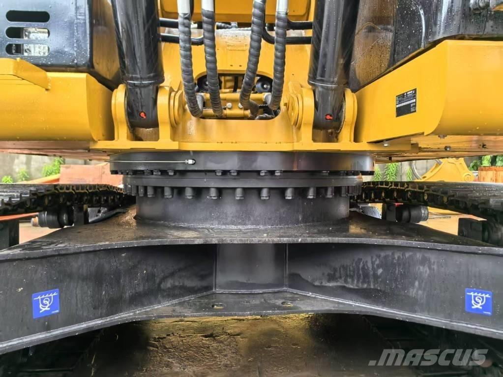 CAT 320 D L Bandgrävare