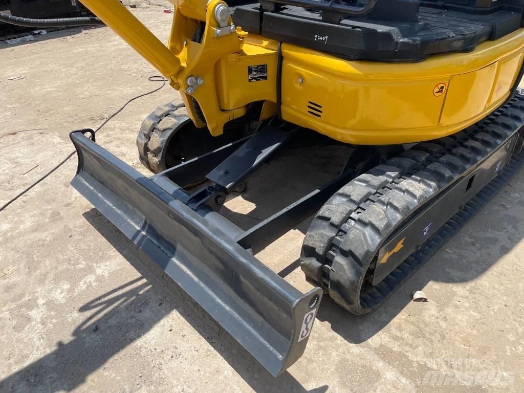 Komatsu PC 20 MR Minigrävare < 7t