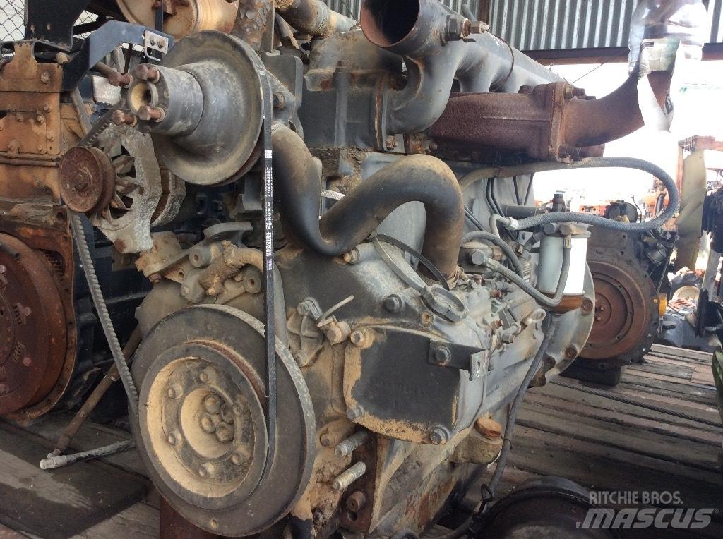 Renault 133-54 Motorer