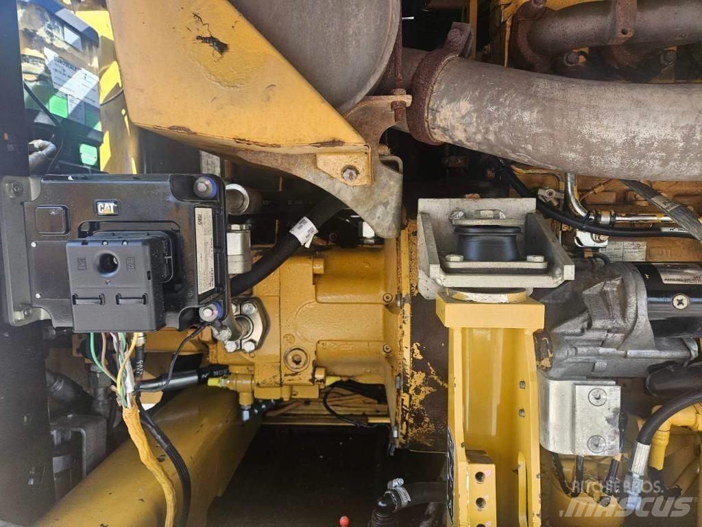 CAT M 316 D Hjulgrävare