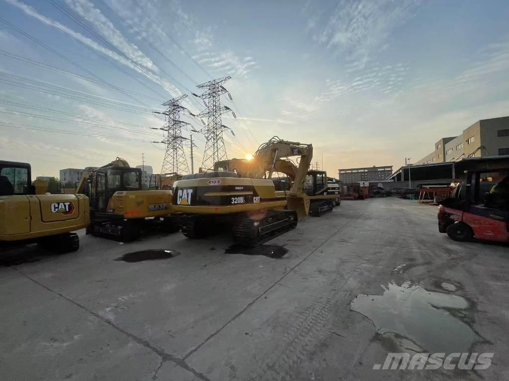 CAT 320 B Bandgrävare