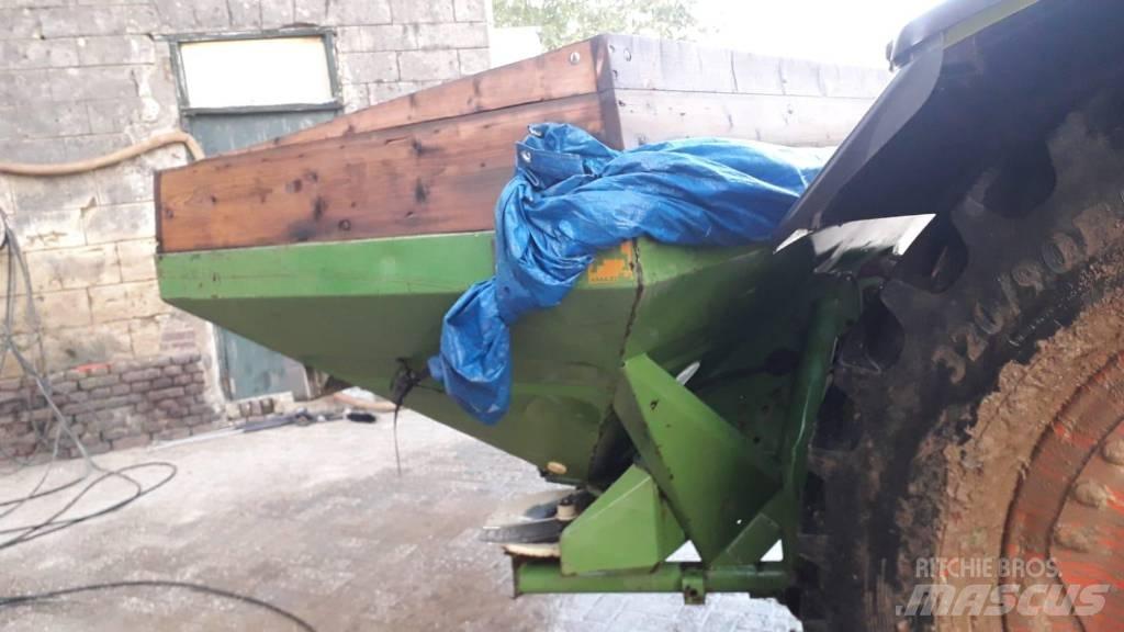 Amazone ZA-U 1001 Mineralgödselspridare