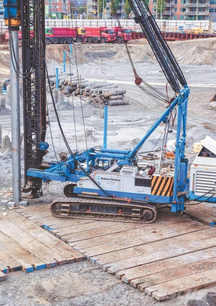 Hitachi KH230-3GLS Pålningsriggar