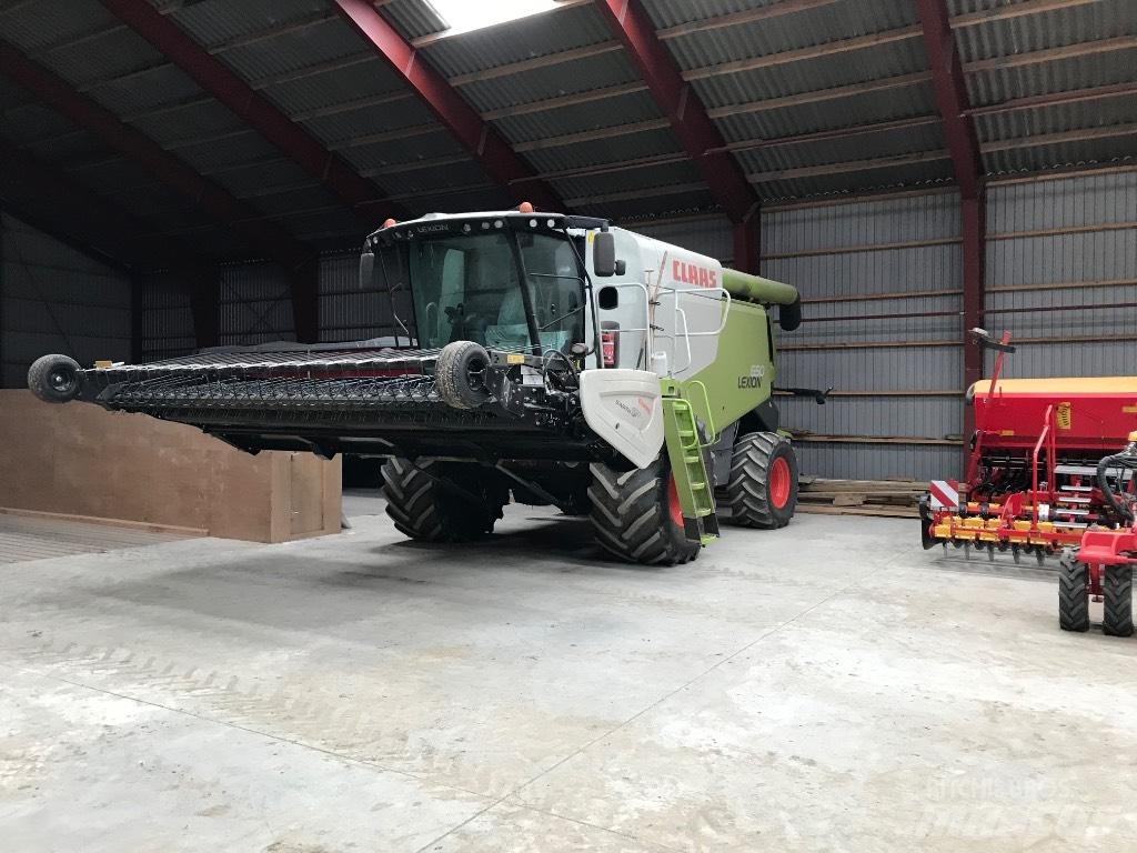 CLAAS Lexion 650 Skördetröskor
