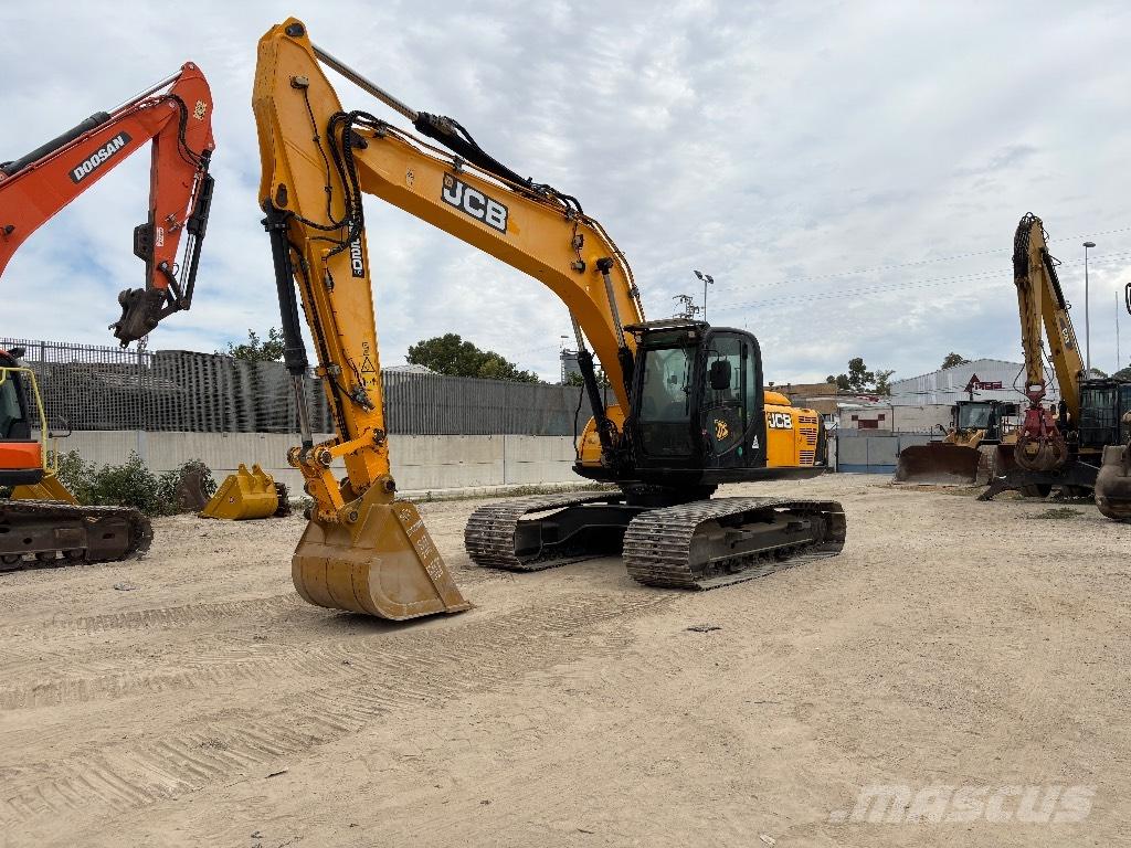 JCB JS 220 LC Bandgrävare