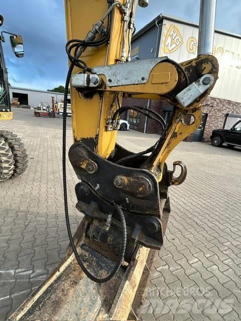 CAT M 318 F Hjulgrävare