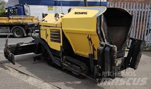 Bomag BF 223 C Asfaltsläggningsmaskiner