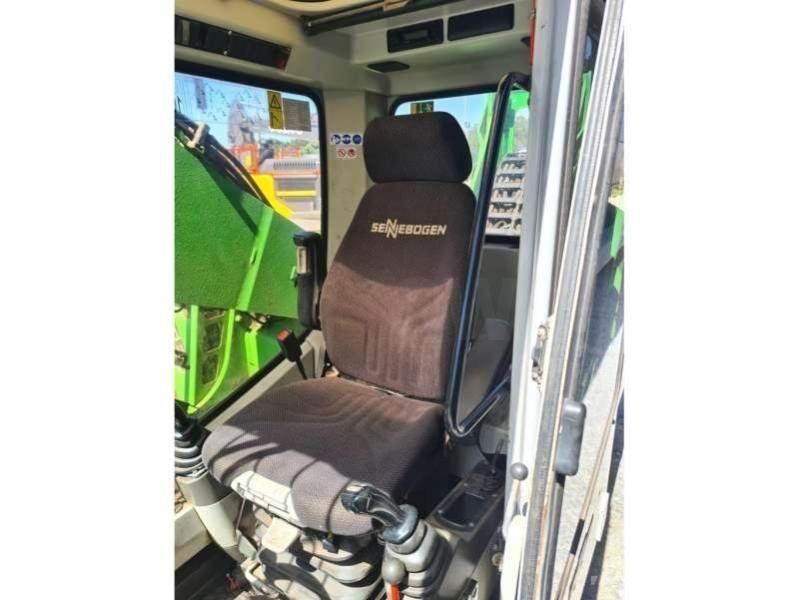 Sennebogen 825 Avfalls / industri hantering