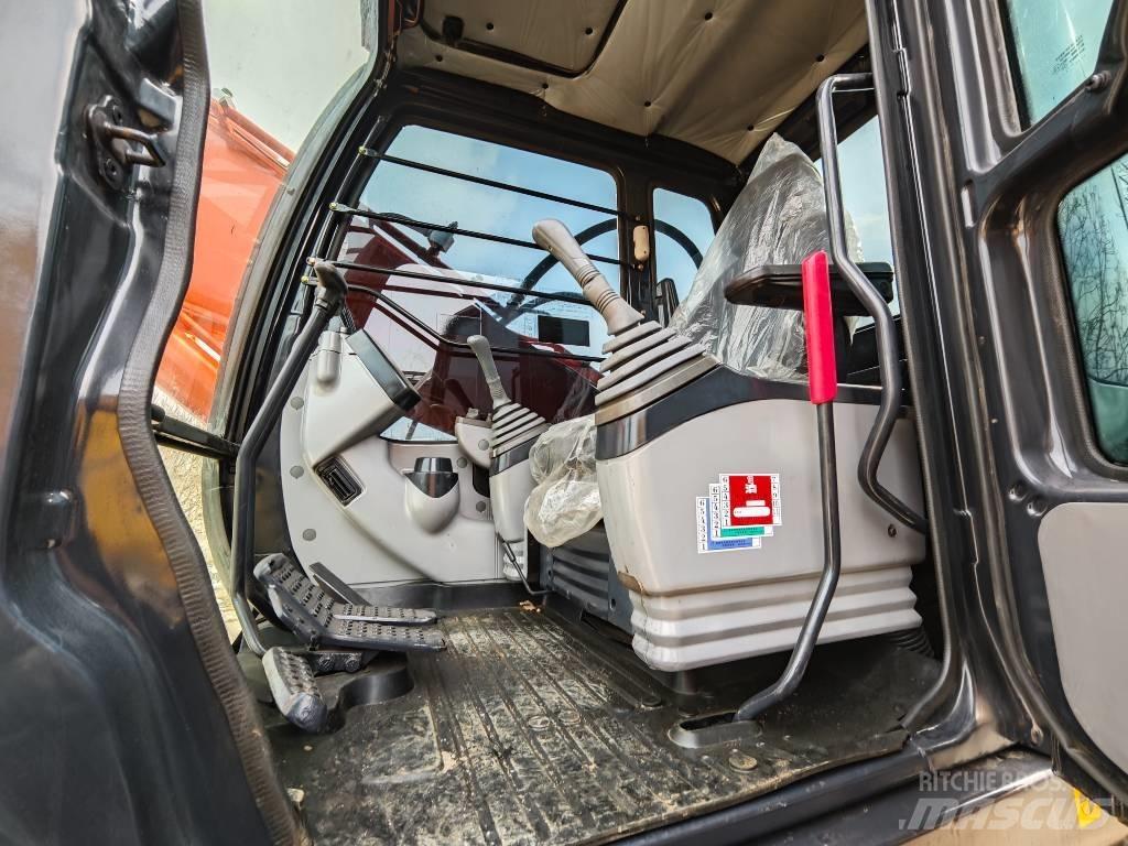 Hitachi ZX 200-6 Bandgrävare