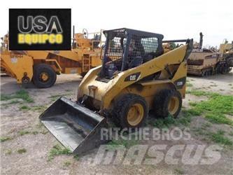 CAT 252B3 Kompaktlastare