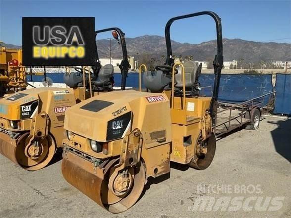 CAT CB22 Envalsvältar