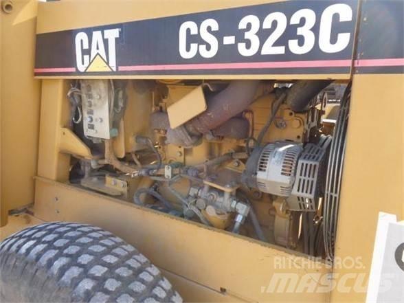 CAT CS-323C Envalsvältar