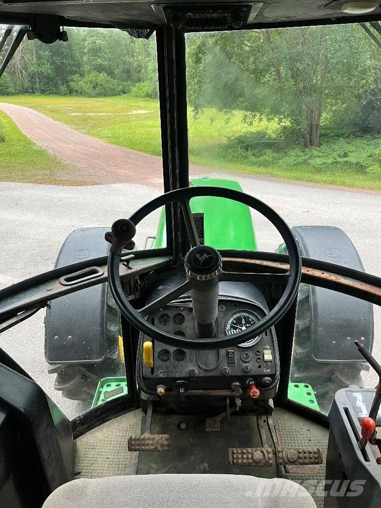 John Deere 4240 S Traktorer